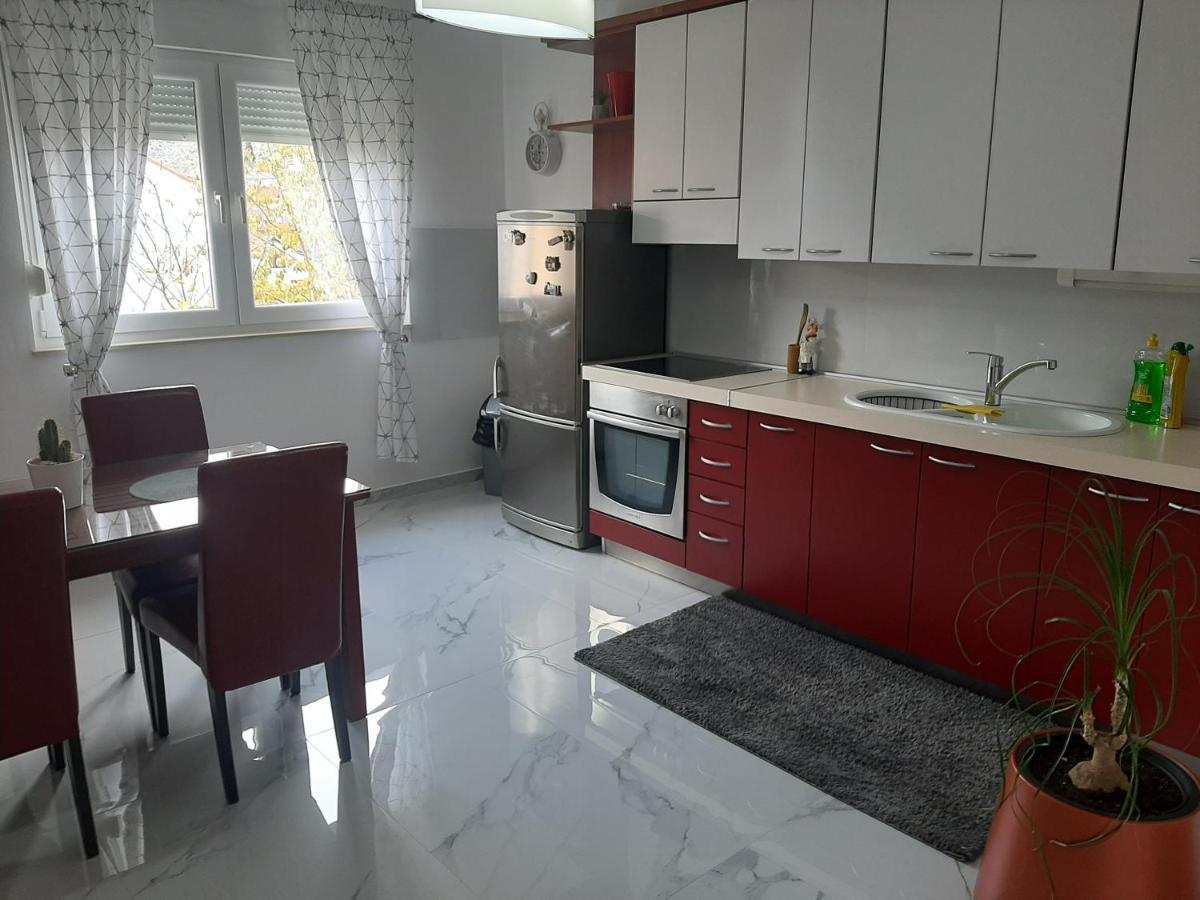 Guest House No 13 Mostar Buitenkant foto