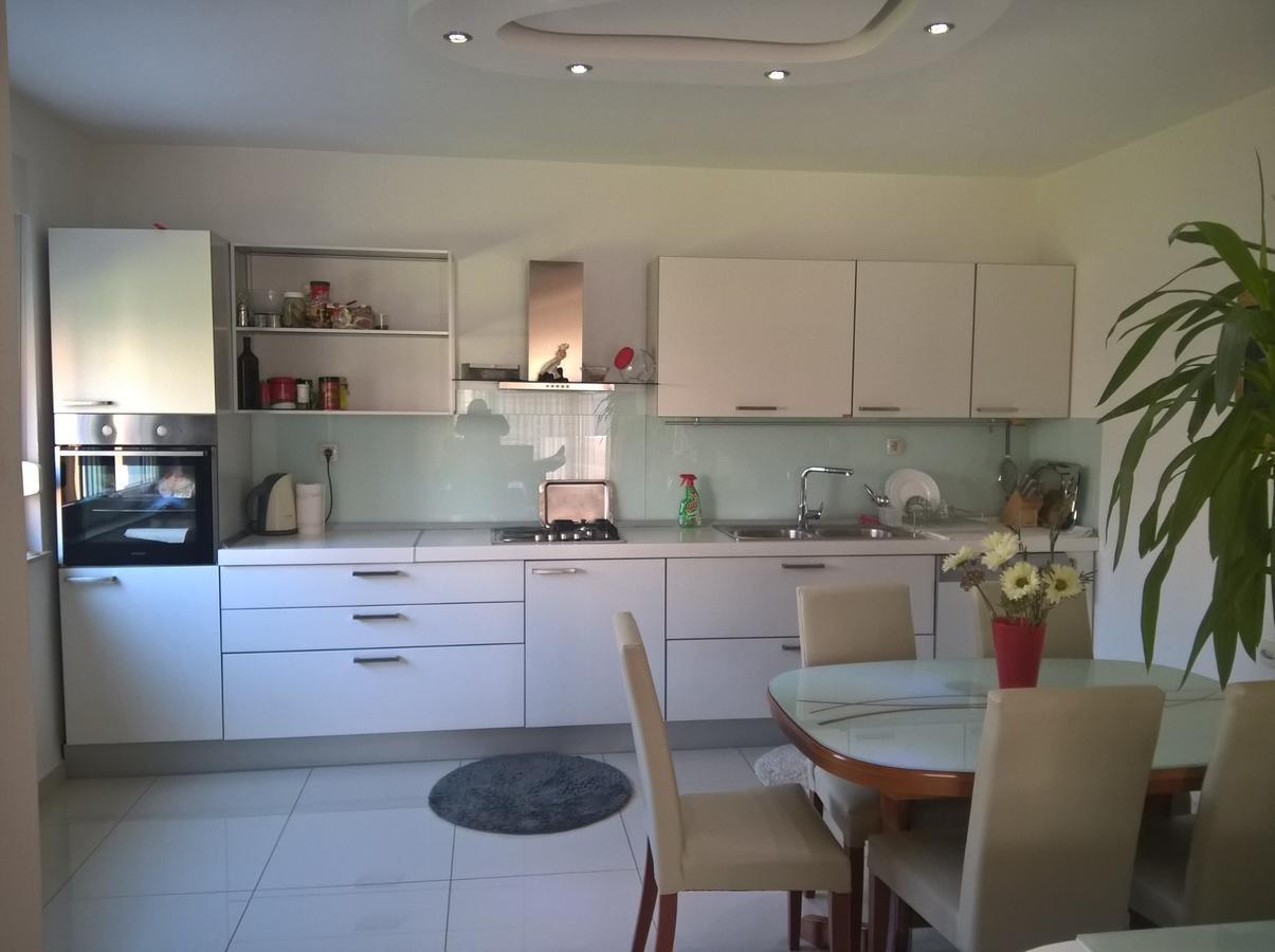 Guest House No 13 Mostar Buitenkant foto
